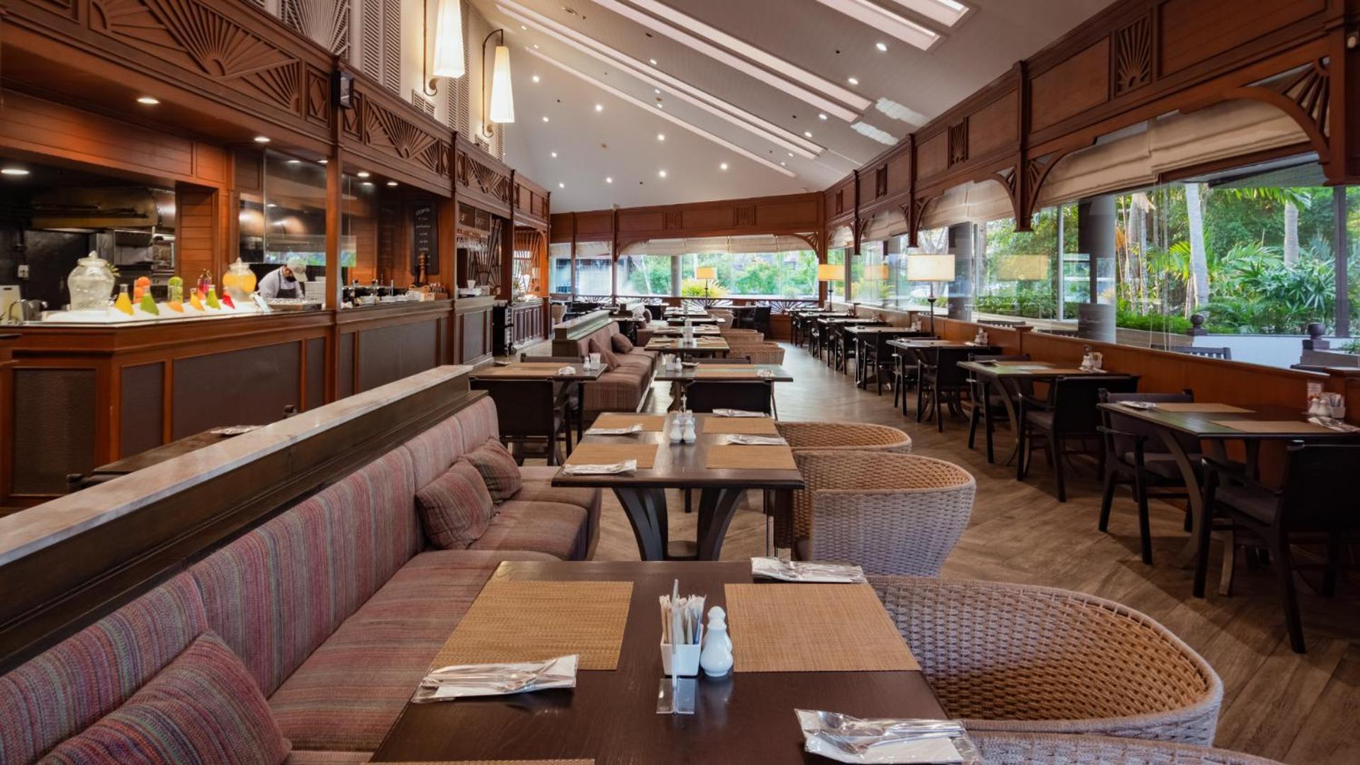 アヴァニ パタヤ リゾート【SHA Extra+認定】 パッタヤー エクステリア 写真 The interior of the restaurant